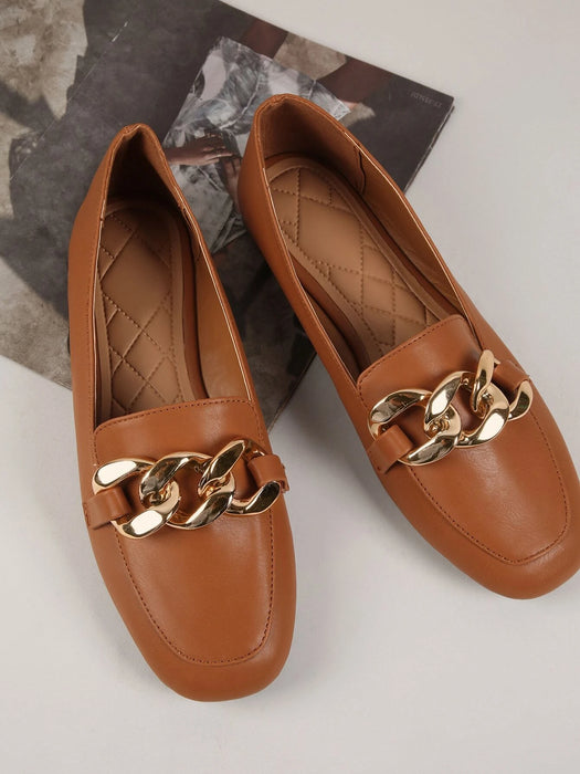Chain Detailed Comfy Loafers