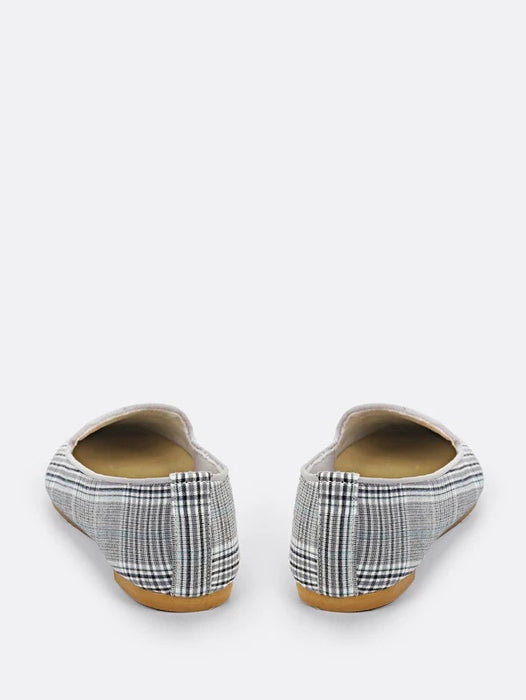 Slip On Pointy Toe Plaid Loafers