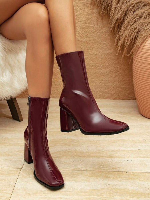 Short Boots With Square Base